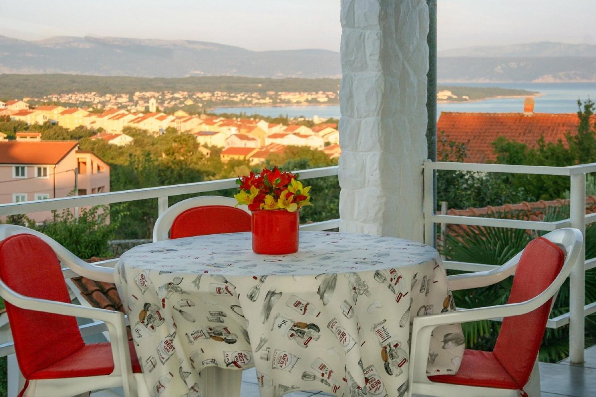 Apartments Kremenici Malinska Luaran gambar